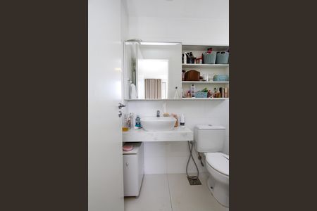 Apartamento à venda com 120m², 2 quartos e 3 vagasBanheiro da Suíte