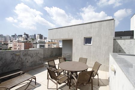 Apartamento à venda com 120m², 2 quartos e 3 vagasCobertura