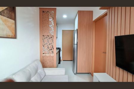 Sala  de kitnet/studio para alugar com 1 quarto, 25m² em Amaralina, Salvador