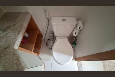 Studio para alugar com 25m², 1 quarto e 1 vaga Studio para alugar com 25m², 1 quarto e 1 vagaBanheiro