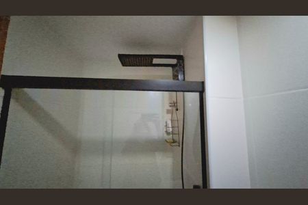 Banheiro  de kitnet/studio para alugar com 1 quarto, 25m² em Amaralina, Salvador