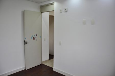 Apartamento para alugar com 51m², 2 quartos e 1 vaga Apartamento para alugar com 51m², 2 quartos e 1 vagaDetalhe - Quarto 02