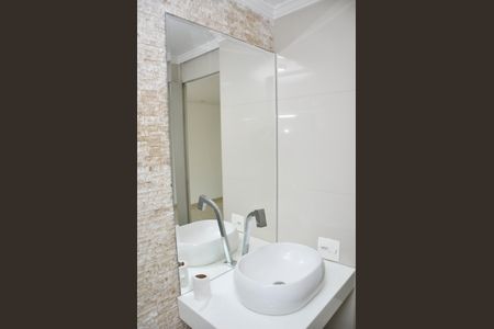 Apartamento para alugar com 51m², 2 quartos e 1 vaga Apartamento para alugar com 51m², 2 quartos e 1 vagaDetalhe - Banheiro Social