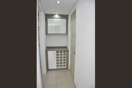 Apartamento para alugar com 51m², 2 quartos e 1 vaga Apartamento para alugar com 51m², 2 quartos e 1 vagaDetalhe - Hall Apto.
