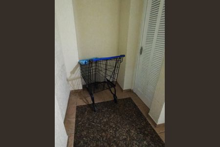 Apartamento para alugar com 51m², 2 quartos e 1 vaga Apartamento para alugar com 51m², 2 quartos e 1 vagaCarrinho