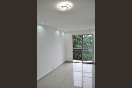Apartamento para alugar com 51m², 2 quartos e 1 vaga Apartamento para alugar com 51m², 2 quartos e 1 vagaDetalhe - Sala e Sala de Jantar