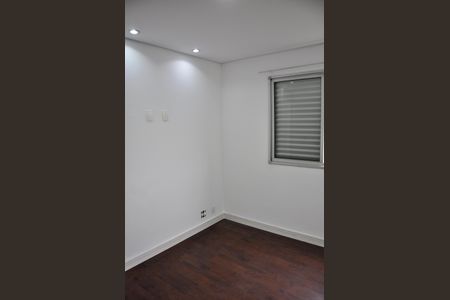 Apartamento para alugar com 51m², 2 quartos e 1 vaga Apartamento para alugar com 51m², 2 quartos e 1 vagaDetalhe - Quarto 02