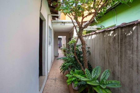 Casa à venda com 134m², 2 quartos e 2 vagasQuintal