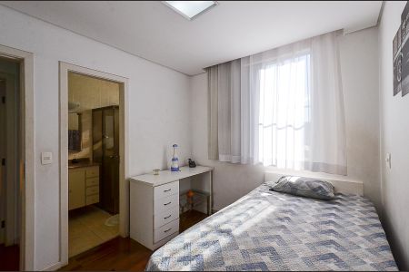 Suíte de apartamento à venda com 4 quartos, 180m² em Palmares, Belo Horizonte