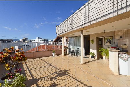 Apartamento à venda com 180m², 4 quartos e 3 vagasÁrea Cobertura