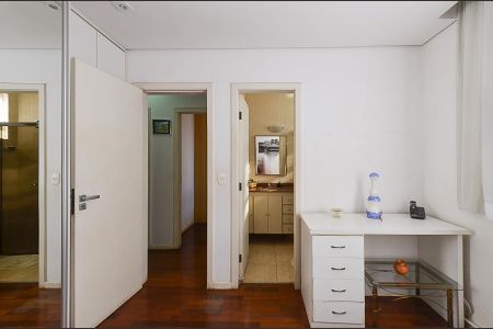 Apartamento à venda com 180m², 4 quartos e 3 vagasSuíte