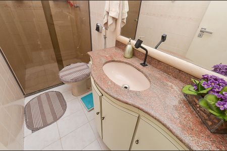 Apartamento à venda com 180m², 4 quartos e 3 vagasBanheiro Social