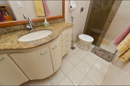 Apartamento à venda com 180m², 4 quartos e 3 vagasBanheiro Suíte Master Cobertura