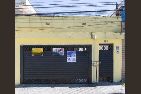 Casa à venda com 150m², 3 quartos e 2 vagasFachada