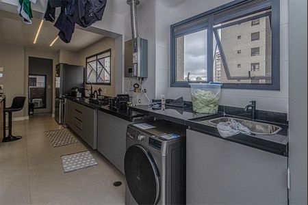 Apartamento à venda com 127m², 3 quartos e 2 vagascozinha e área de serviço compartilhadas_3