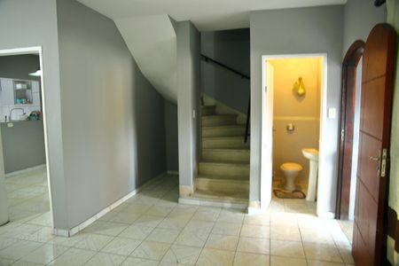 Casa à venda com 133m², 3 quartos e 3 vagasSala