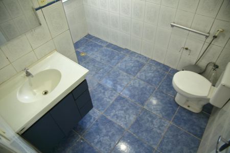 Casa à venda com 133m², 3 quartos e 3 vagasBanheiro