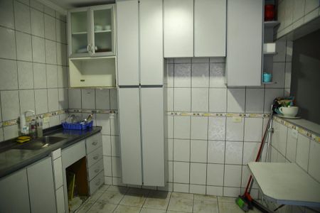 Casa à venda com 133m², 3 quartos e 3 vagasCozinha 