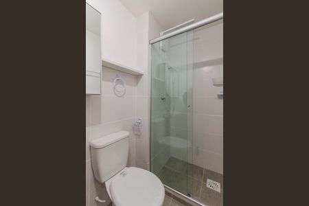 Banheiro de kitnet/studio para alugar com 1 quarto, 43m² em Cidade Baixa, Porto Alegre