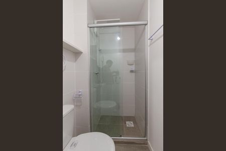 Banheiro de kitnet/studio para alugar com 1 quarto, 43m² em Cidade Baixa, Porto Alegre