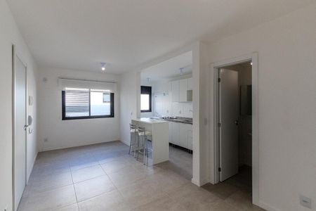 Sala/Quarto de kitnet/studio para alugar com 1 quarto, 43m² em Cidade Baixa, Porto Alegre