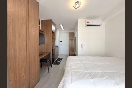 Studio para alugar com 28m², 1 quarto e sem vagaSala / Quarto