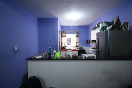 Casa à venda com 84m², 2 quartos e 1 vagaSala