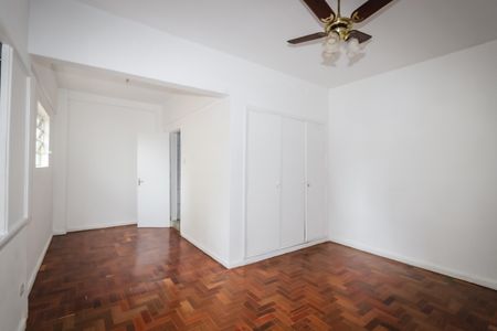 Apartamento para alugar com 167m², 3 quartos e 1 vaga Apartamento para alugar com 167m², 3 quartos e 1 vagaSuite