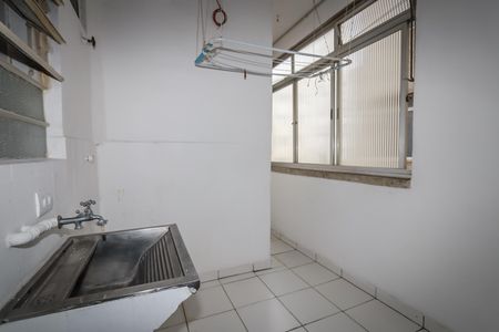 Apartamento para alugar com 167m², 3 quartos e 1 vaga Apartamento para alugar com 167m², 3 quartos e 1 vagaÁrea de Serviço