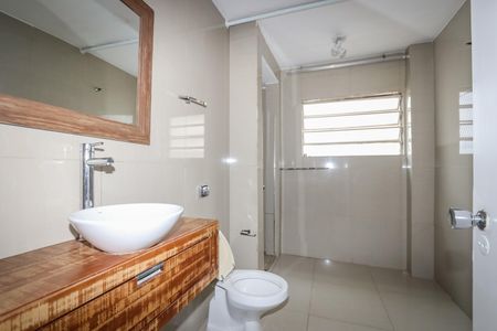Apartamento para alugar com 167m², 3 quartos e 1 vaga Apartamento para alugar com 167m², 3 quartos e 1 vagaBanheiro 2