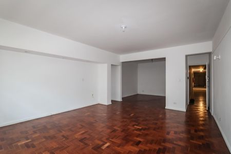 Apartamento para alugar com 167m², 3 quartos e 1 vaga Apartamento para alugar com 167m², 3 quartos e 1 vagaSala