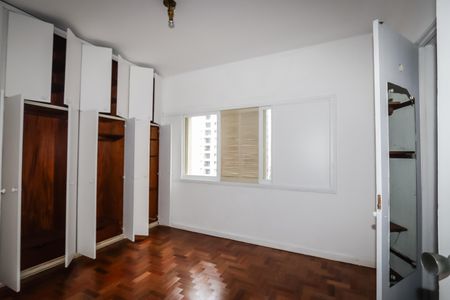 Apartamento para alugar com 167m², 3 quartos e 1 vaga Apartamento para alugar com 167m², 3 quartos e 1 vagaQuarto 2