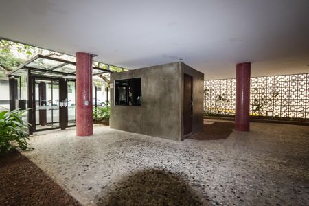 Apartamento para alugar com 167m², 3 quartos e 1 vaga Apartamento para alugar com 167m², 3 quartos e 1 vagaPortaria