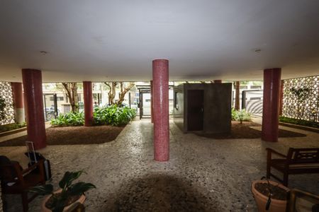 Apartamento para alugar com 167m², 3 quartos e 1 vaga Apartamento para alugar com 167m², 3 quartos e 1 vagaEntrada