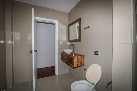 Apartamento para alugar com 167m², 3 quartos e 1 vaga Apartamento para alugar com 167m², 3 quartos e 1 vagaBanheiro 2