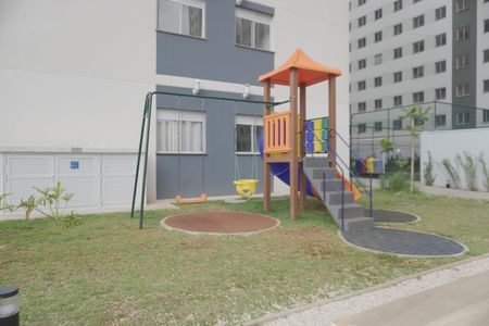 Apartamento à venda com 40m², 2 quartos e sem vagaÁrea comum - Playground