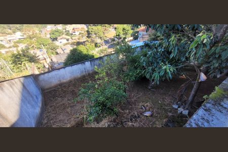 Casa à venda com 372m², 4 quartos e 4 vagas Casa à venda com 372m², 4 quartos e 4 vagasquintal