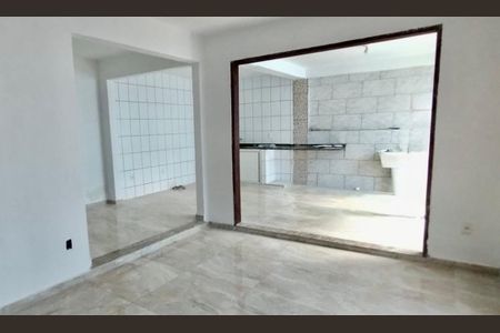 Casa para alugar com 60m², 2 quartos e sem vaga