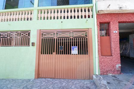 Casa para alugar com 98m², 3 quartos e 2 vagasFachada