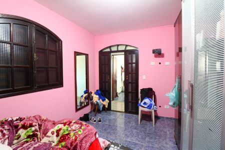 Casa para alugar com 98m², 3 quartos e 2 vagasQuarto 2