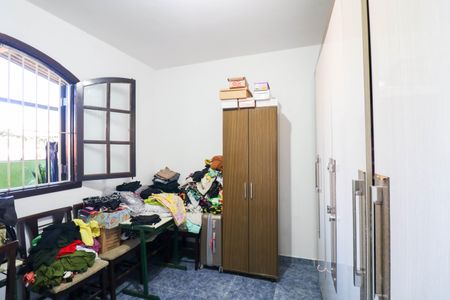 Casa para alugar com 98m², 3 quartos e 2 vagasQuarto 1