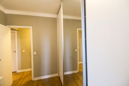 Apartamento à venda com 74m², 2 quartos e 1 vagaQuarto 2
