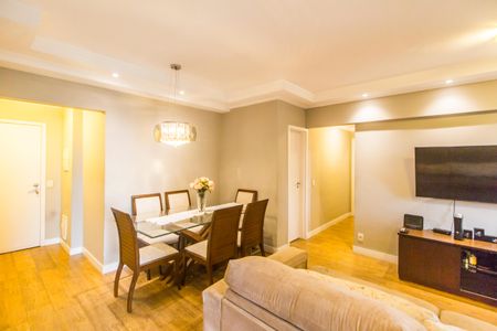 Apartamento à venda com 74m², 2 quartos e 1 vagaSala 