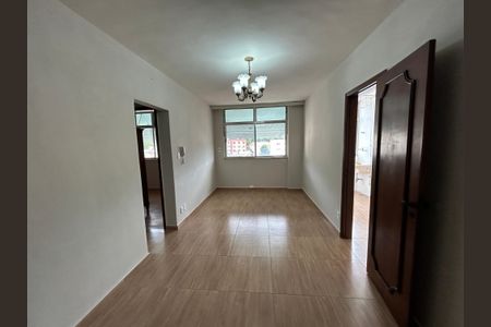Apartamento à venda com 69m², 2 quartos e 1 vagaSala