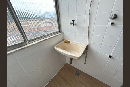 Apartamento à venda com 69m², 2 quartos e 1 vagaÁrea de Serviço