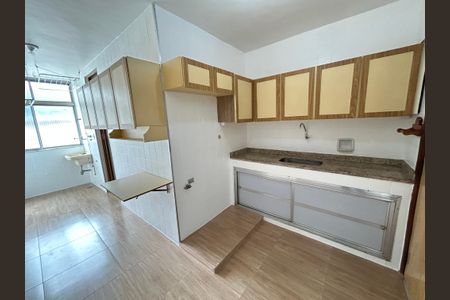 Apartamento à venda com 69m², 2 quartos e 1 vagaCozinha