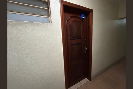 Apartamento à venda com 69m², 2 quartos e 1 vagaLockbox