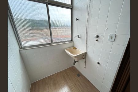 Apartamento à venda com 69m², 2 quartos e 1 vagaÁrea de Serviço