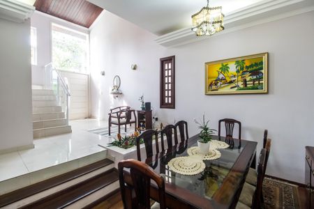Sala de casa de condomínio à venda com 4 quartos, 308m² em Residencial Tres (alphaville), Santana de Parnaíba