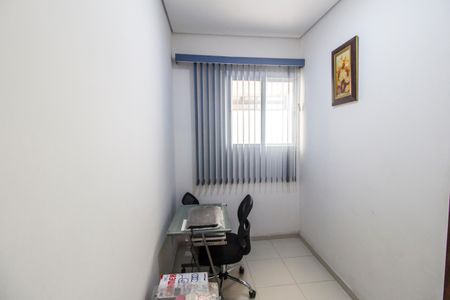 Casa de condomínio à venda com 308m², 4 quartos e 4 vagasSuíte 4